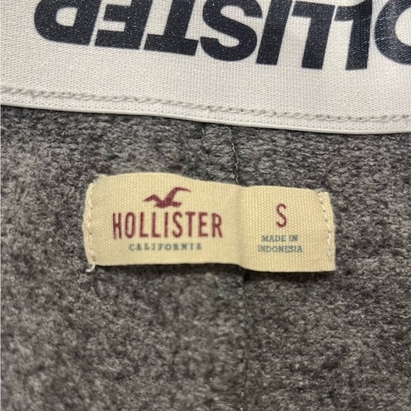 HOLLISTER gray lounge shorts - Picture 6 of 6